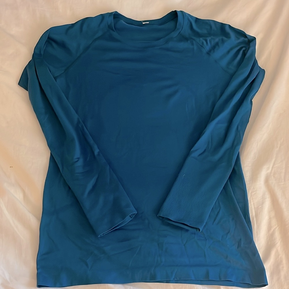 Lululemon long sleeve swiftly tech